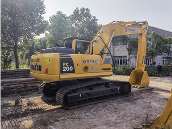 حفار زاحف KOMATSU PC200-8