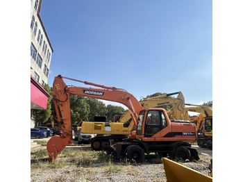 حفار ذو عجلات DOOSAN DH210W-7