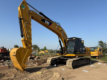 حفار زاحف CATERPILLAR 325