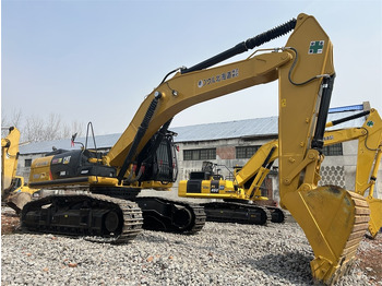 حفار زاحف CATERPILLAR 340