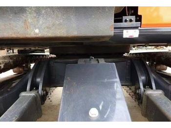 حفار صغير Hitachi 30: صورة 4