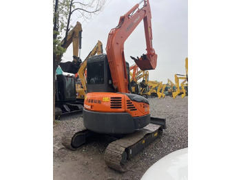 حفار صغير HITACHI