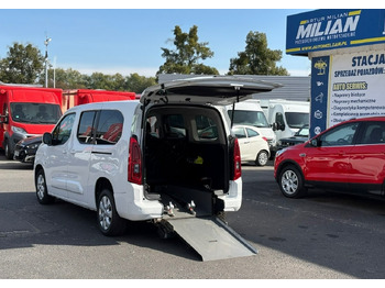 سيارة ستيشن OPEL