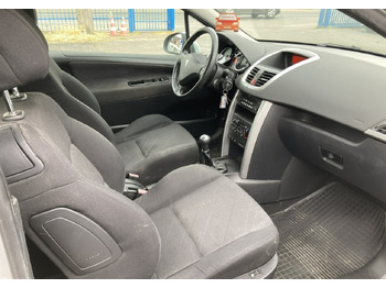 سيارة Peugeot 207 Peugeot 207 1.6HDI-16V Klima 2007: صورة 5