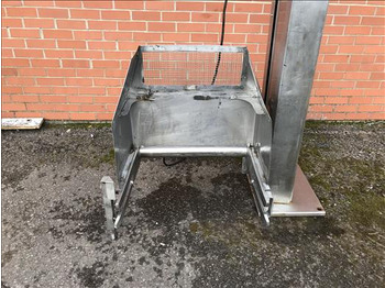 آلة الغذاء Scaniro L10 tote bin hoist: صورة 2 آلة الغذاء Scaniro L10 tote bin hoist: صورة 2