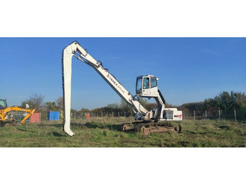 آلة التعامل مع النفايات ATLAS