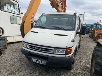 قلاب صغير IVECO