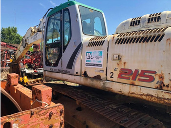 حفار زاحف New Holland E 215 B FOR PARTS: صورة 3