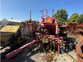 آلة بذر الحصاد VÄDERSTAD