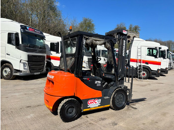 رافعة شوكية ديزل 2012 DOOSAN D25S-5 Forklift: صورة 3