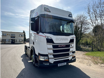 مقطورة السحب SCANIA R 450