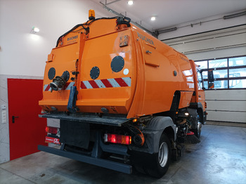 سياره كنس شوارع MERCEDES-BENZ Atego 1018 Zamiatarka Kehrmaschine BUCHER Szczotki L/R PM10 2 Silniki 2012r: صورة 4