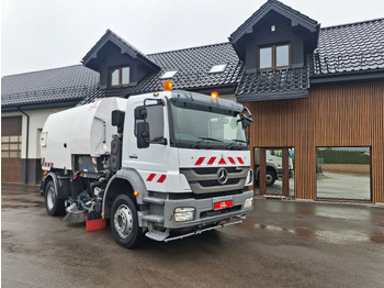 سياره كنس شوارع JOHNSTON