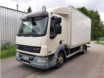 شاحنة صندوقية DAF 45 180