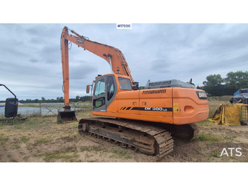 حفار زاحف DOOSAN DX300LC