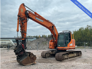 حفار زاحف DOOSAN DX235LCR