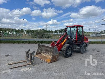 اللودر بعجل JCB 406