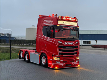 رأس تريلا SCANIA S 580
