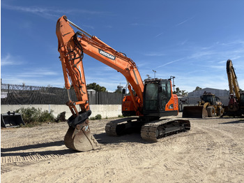 حفار زاحف DOOSAN DX235LCR