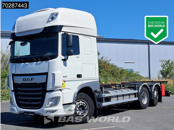 ناقلة حاويات/ شاحنة حاويات DAF XF 480