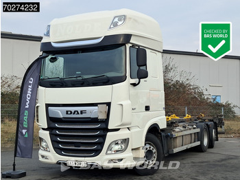 ناقلة حاويات/ شاحنة حاويات DAF XF 480