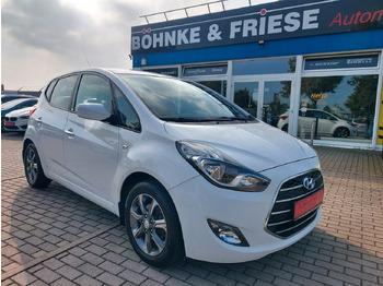سيارة HYUNDAI
