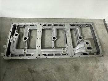 إطار هيكلي/ إطار معدني LIEBHERR