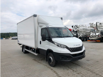 شاحنة توصيل مبردة IVECO Daily 70c18