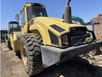 ضاغطة التربة BOMAG