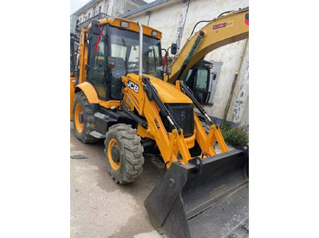 لودر ذو محراث خلفي/ باكهو JCB 3CX