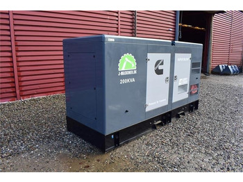 مجموعة المولد Cummins 200 KvA: صورة 2 مجموعة المولد Cummins 200 KvA: صورة 2