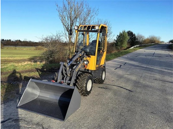 لودر مفصلي صغير Eurotrac W11 Lav tårn og førerhus: صورة 2 لودر مفصلي صغير Eurotrac W11 Lav tårn og førerhus: صورة 2