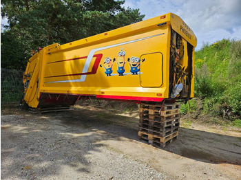 شاحنة قمامة