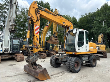 حفار ذو عجلات LIEBHERR A 316