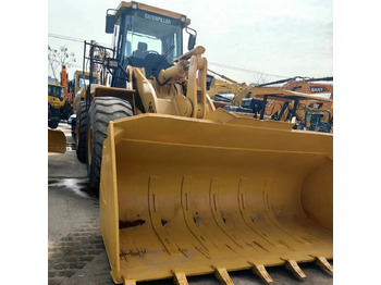 اللودر بعجل CATERPILLAR 966H