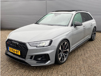 سيارة AUDI