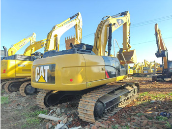 حفار زاحف CATERPILLAR 330D