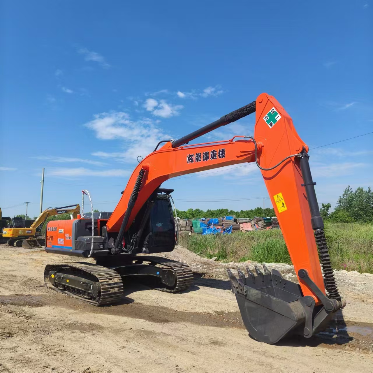 حفار زاحف HITACHI ZX240