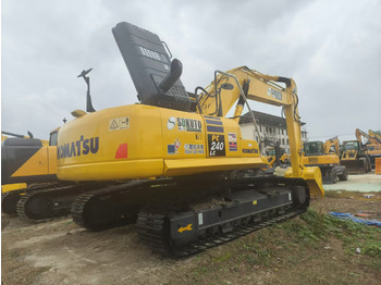 حفار زاحف KOMATSU PC240LC-8