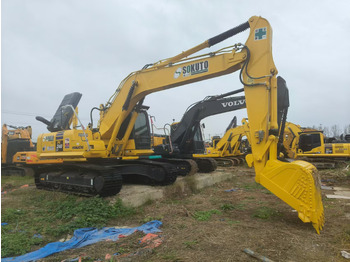 حفار زاحف KOMATSU PC240LC-8: صورة 2