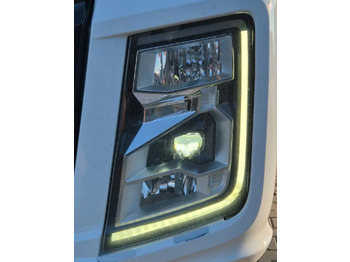 المصابيح الأمامية FORD