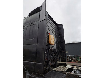 الإيروديناميكية/ الجناح الخلفي VOLVO FH12