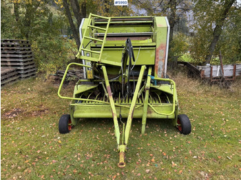 ماكينات نشر التبن 1999 Claas Rollant 46 Rotocut and a dividing baler.: صورة 2