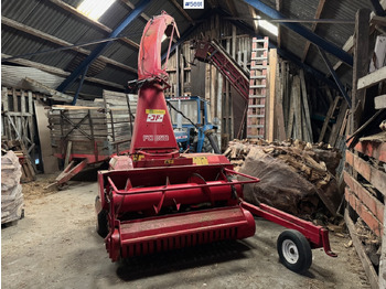 ماكينات نشر التبن