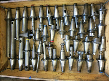 آلة تصنيع المعادن