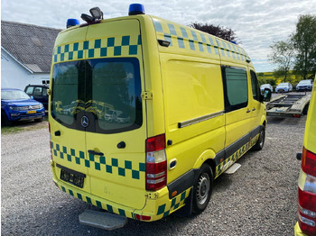تأجير  Mercedes-Benz Sprinter II 316 CDI Aut *Ambulance *MOTORSCHADEN Mercedes-Benz Sprinter II 316 CDI Aut *Ambulance *MOTORSCHADEN: صورة 4