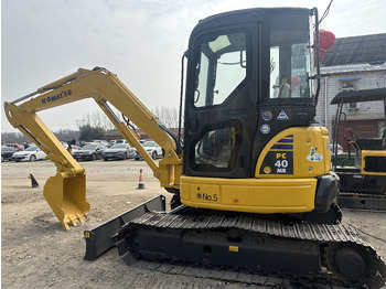 حفار صغير KOMATSU PC40