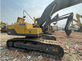 حفار زاحف VOLVO EC200D: صورة 2