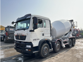 شاحنة خلاطة خرسانة SINOTRUK HOWO