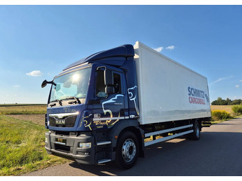 تأجير MAN TGM 18.250 Carrier 1950 D/E z Holandii / TOP STAN / 7.5m / 18 palet / winda + drzwi boczne / OKAZJA MAN TGM 18.250 Carrier 1950 D/E z Holandii / TOP STAN / 7.5m / 18 palet / winda + drzwi boczne / OKAZJA: صورة 1 تأجير MAN TGM 18.250 Carrier 1950 D/E z Holandii / TOP STAN / 7.5m / 18 palet / winda + drzwi boczne / OKAZJA MAN TGM 18.250 Carrier 1950 D/E z Holandii / TOP STAN / 7.5m / 18 palet / winda + drzwi boczne / OKAZJA: صورة 1